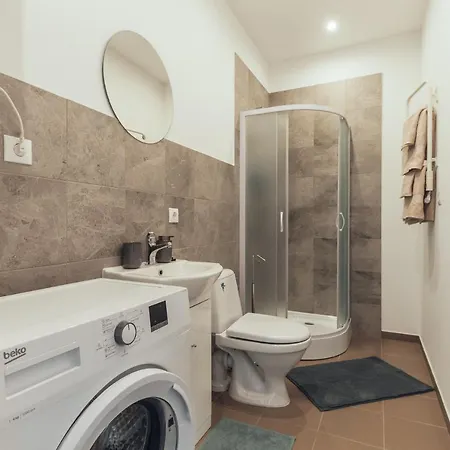Rubicon Apartment *